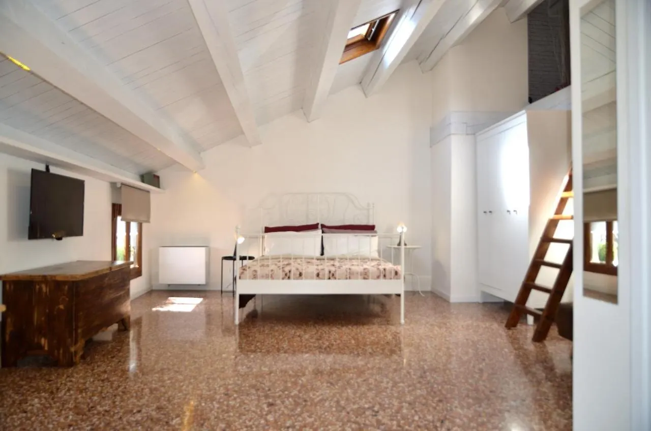 Appartamento Olly Home Luxury Loft Noale Italia