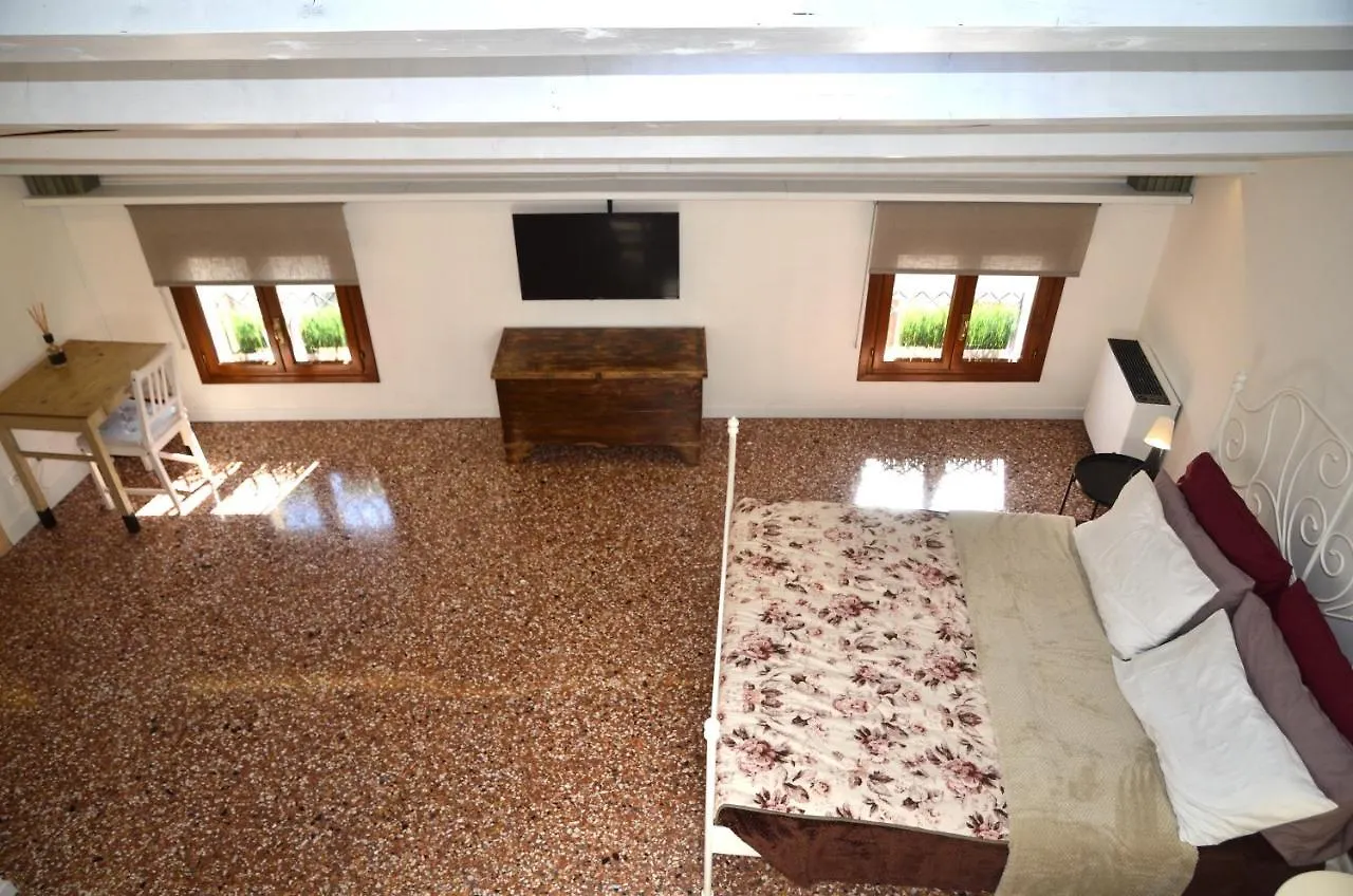Olly Home Luxury Loft Noale 0*,